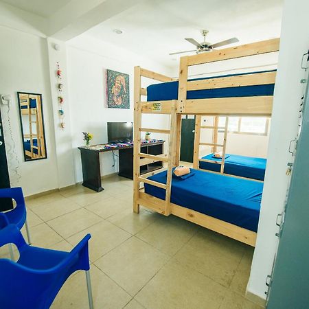 The Mermaid Hostel Beach (Adults Only) Cancún Buitenkant foto