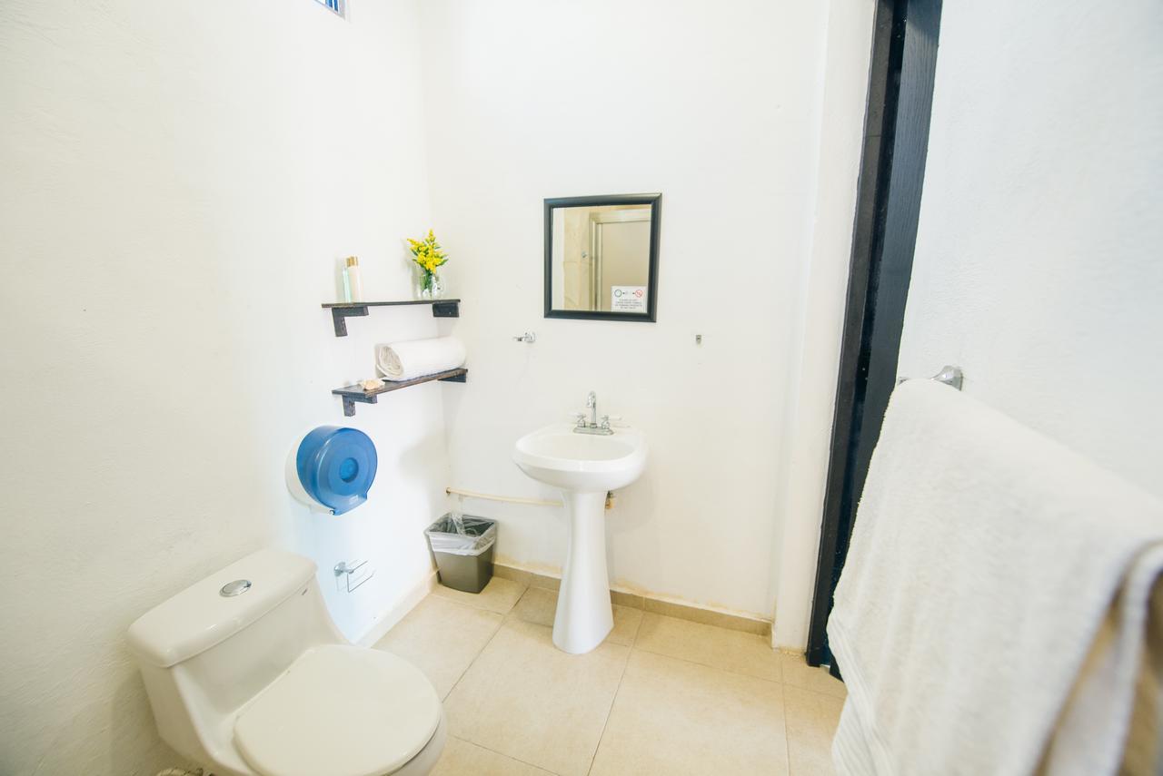 The Mermaid Hostel Beach (Adults Only) Cancún Buitenkant foto