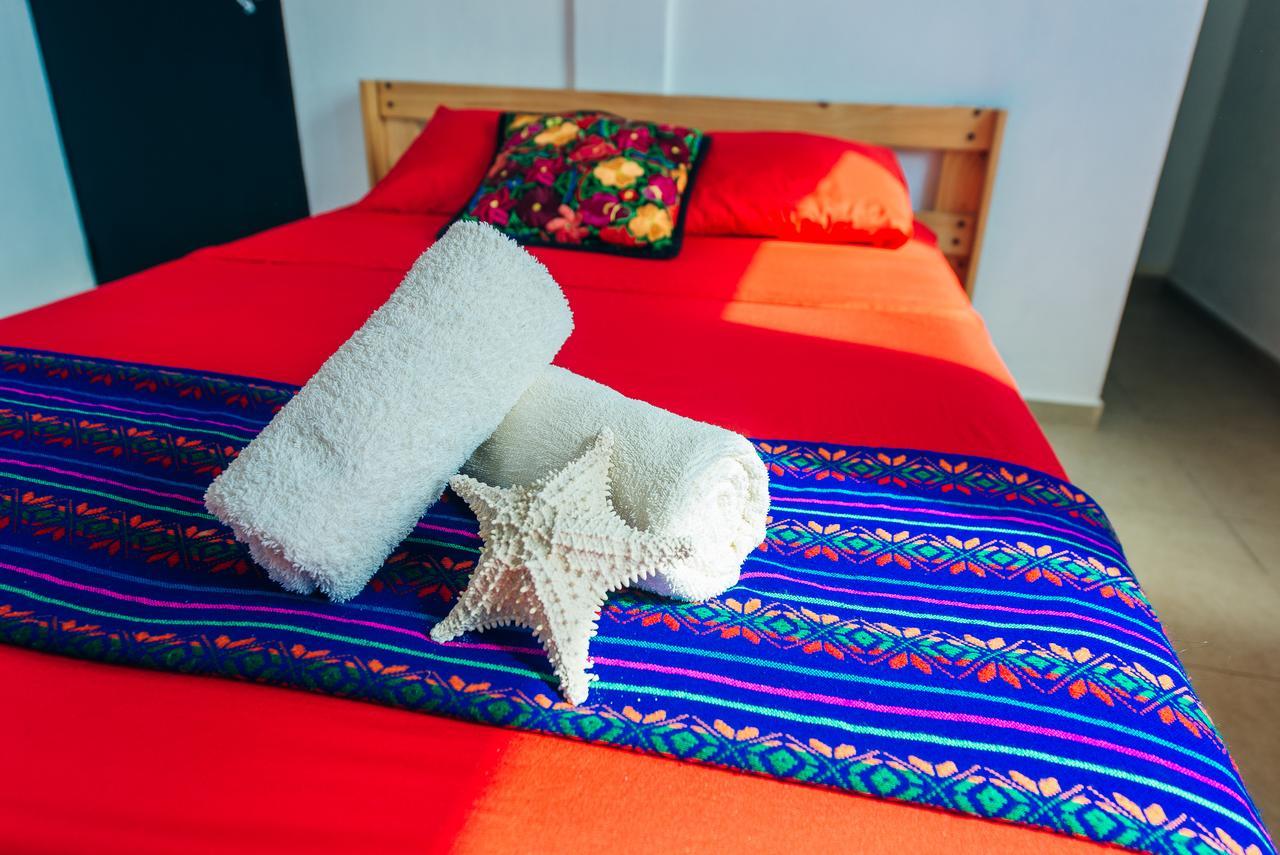 The Mermaid Hostel Beach (Adults Only) Cancún Buitenkant foto